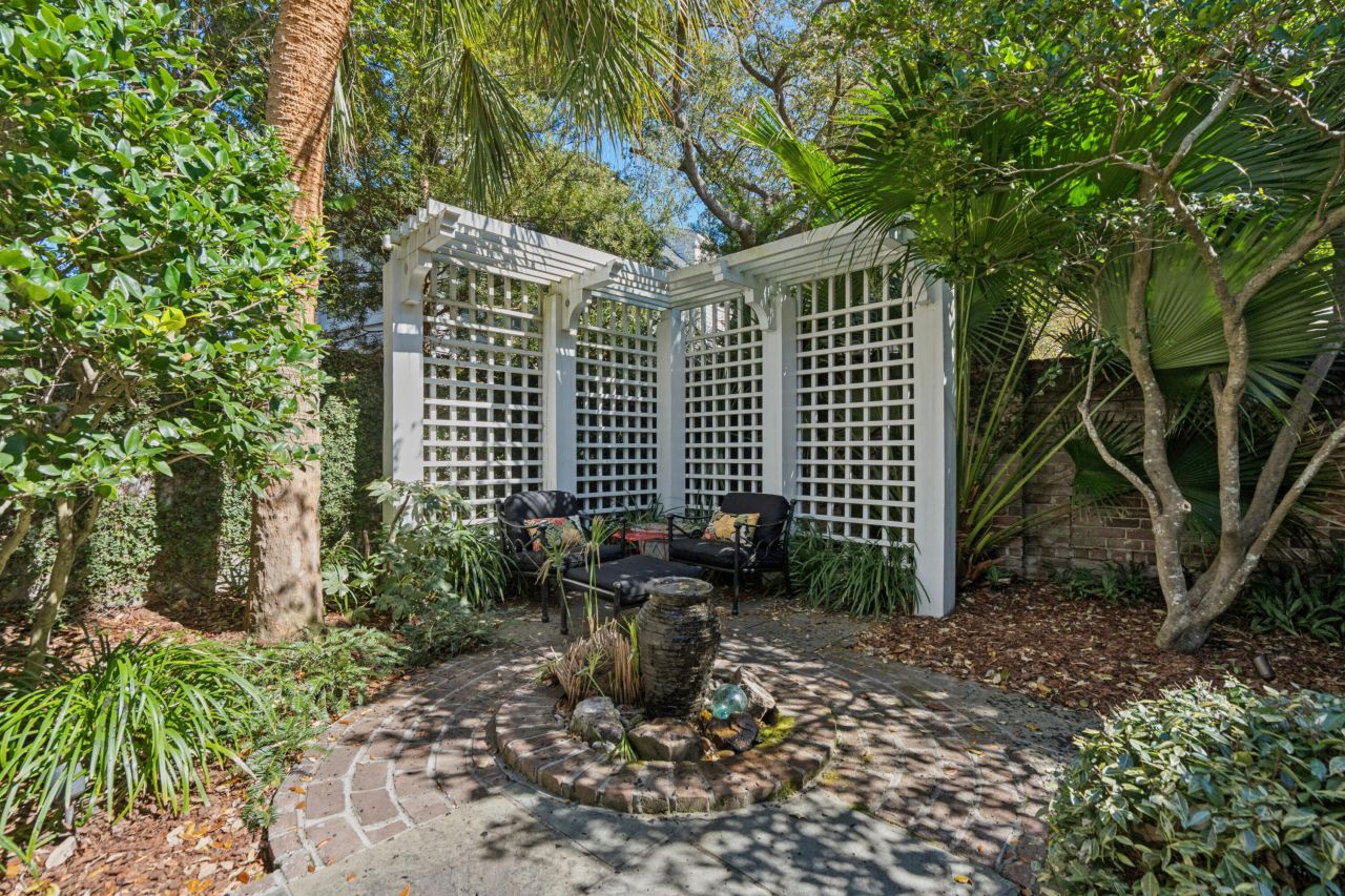 16 Water Street Photo 35