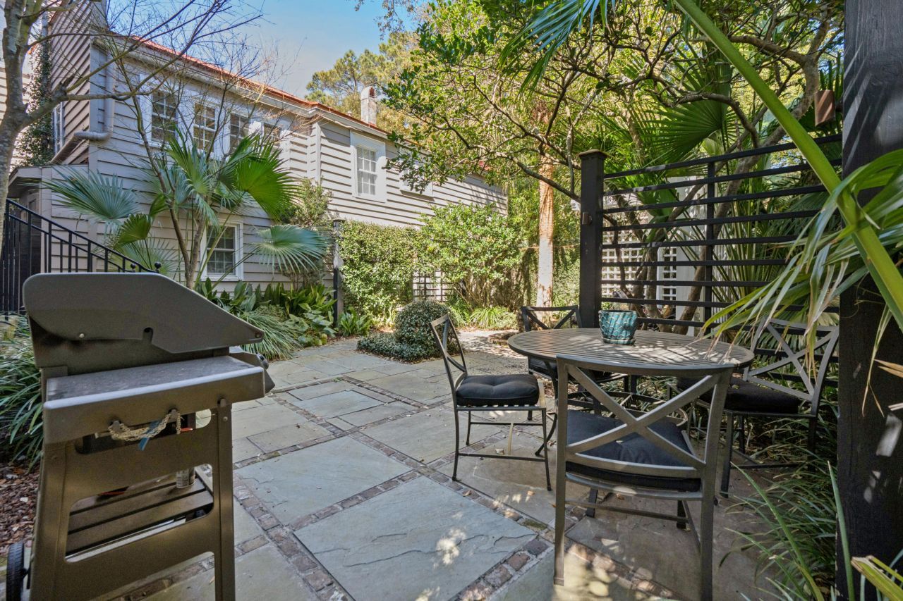 16 Water Street Photo 37