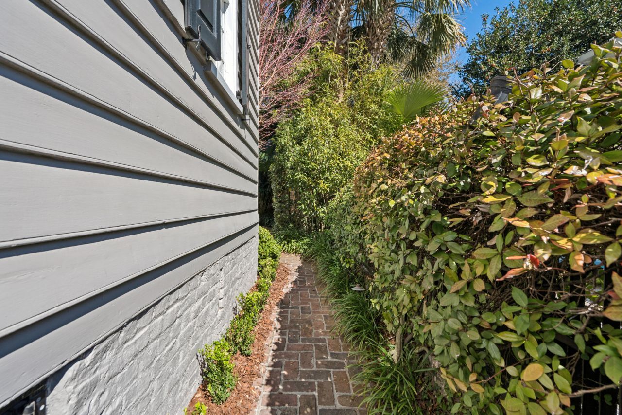 16 Water Street Photo 40