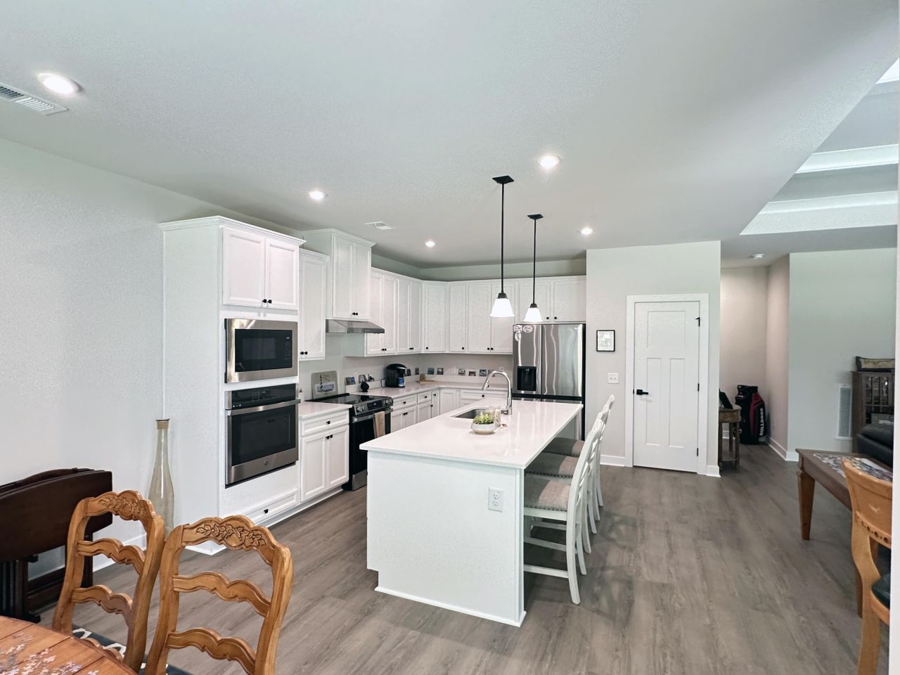 983 Awendaw Lakes Boulevard Photo 5