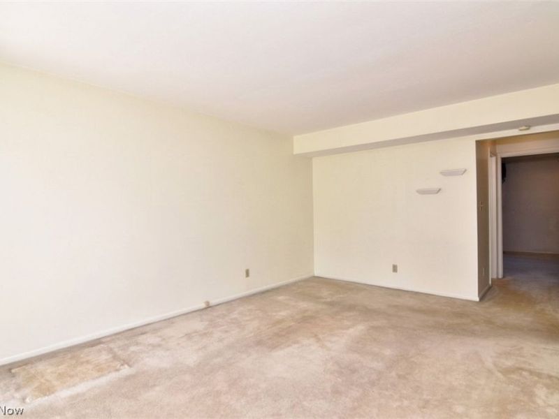 6270 Greenwood, Unit 302, Sagamore Hills, OH 44067 Photo 11