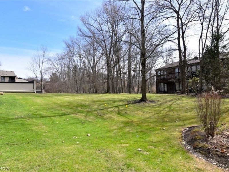 6270 Greenwood, Unit 302, Sagamore Hills, OH 44067 Photo 23