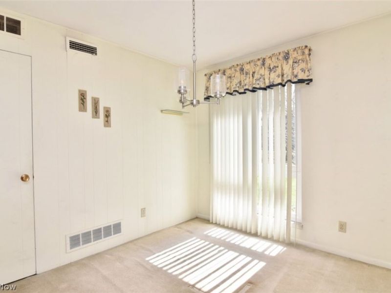 6270 Greenwood, Unit 302, Sagamore Hills, OH 44067 Photo 9