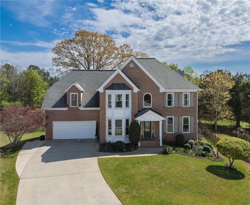 555 Hembree Grove Overlook, Roswell, GA 30076 Main Photo