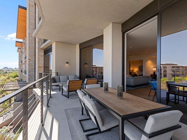 5000 N CAMELBACK RIDGE Drive, Unit 208, Scottsdale, AZ 85251