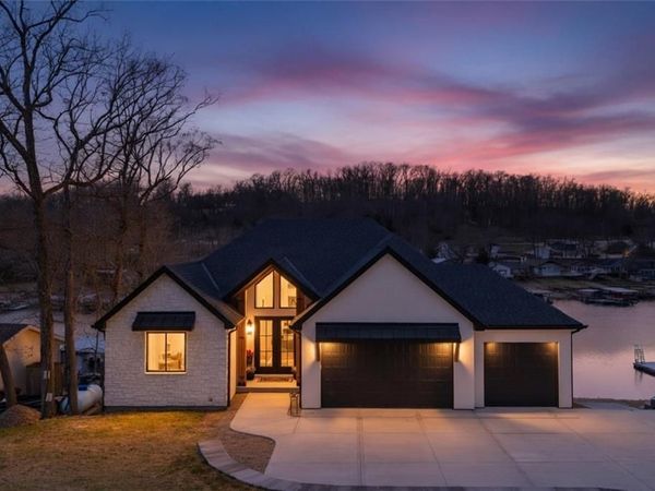 429 Sparkling Water Circle, Sunrise Beach, MO 65079