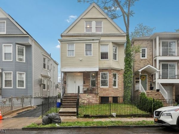 148 N 15Th St, East Orange, NJ 07017