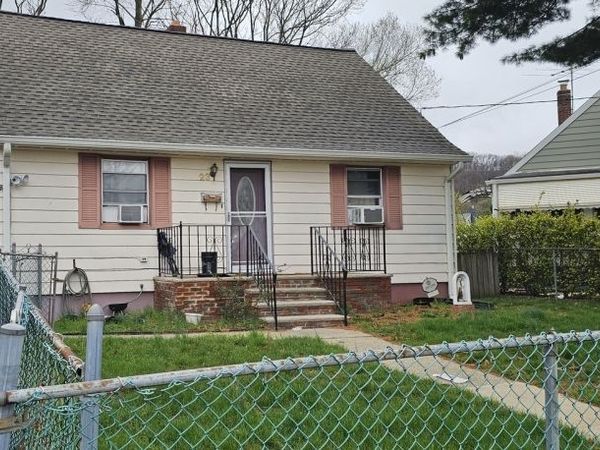 23 Colonial Ave Cv, Paterson, NJ 07502