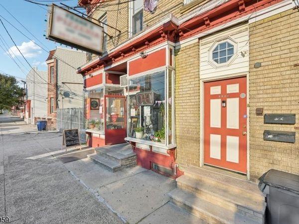 4410 Bergen Tpke, North Bergen, NJ 07047