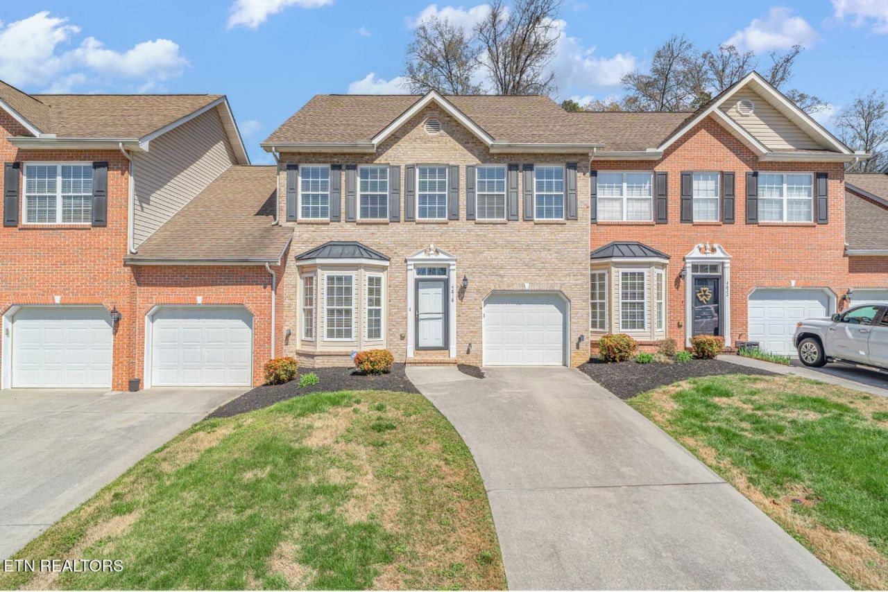 4818 Briar Rock Lane, Knoxville, TN 37920 Main Photo