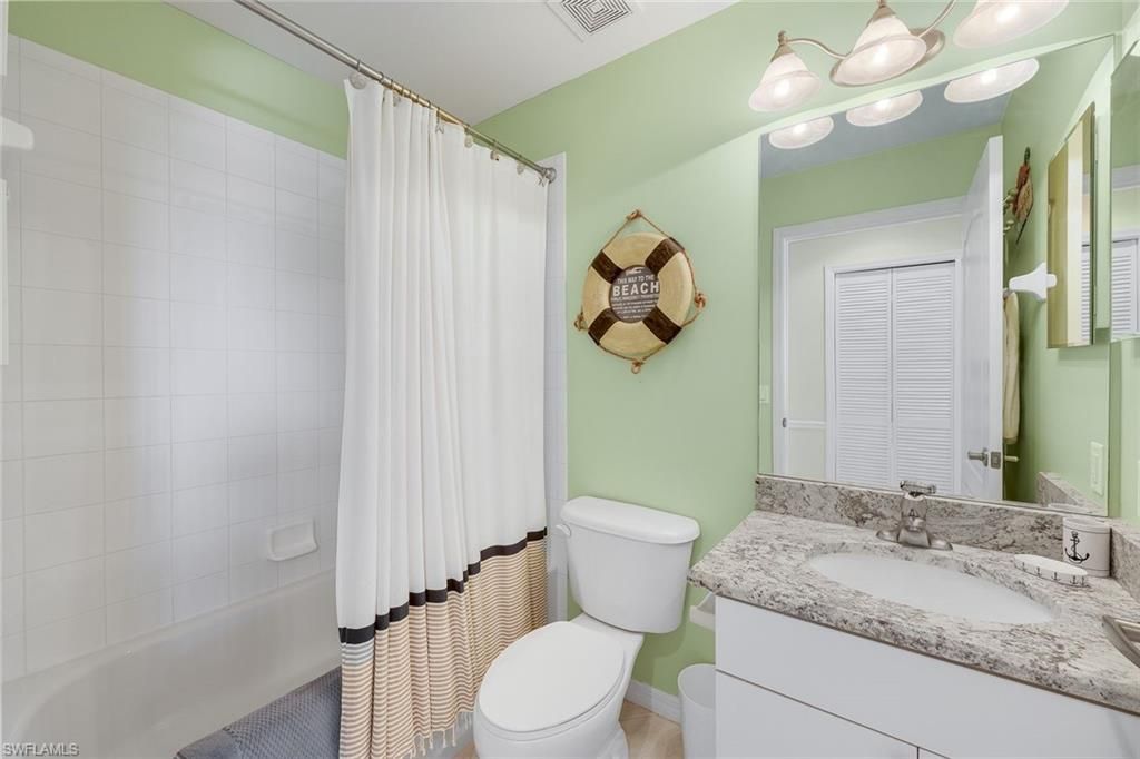 16615 Lake Circle Dr, Unit 438, Fort Myers, FL 33908 Photo