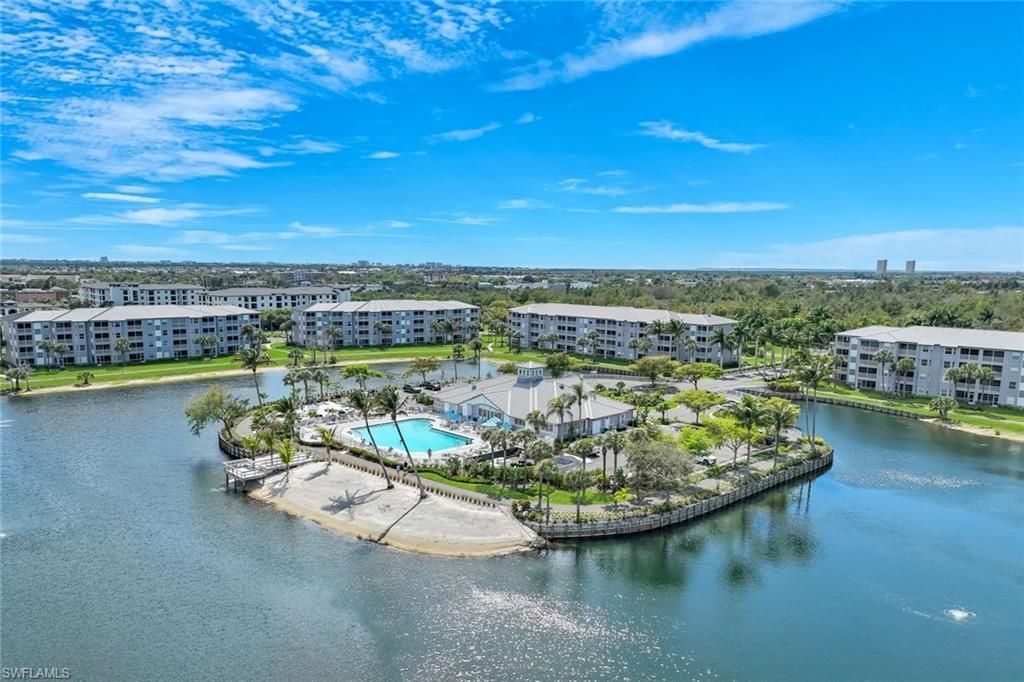 16615 Lake Circle Dr, Unit 438, Fort Myers, FL 33908 Photo