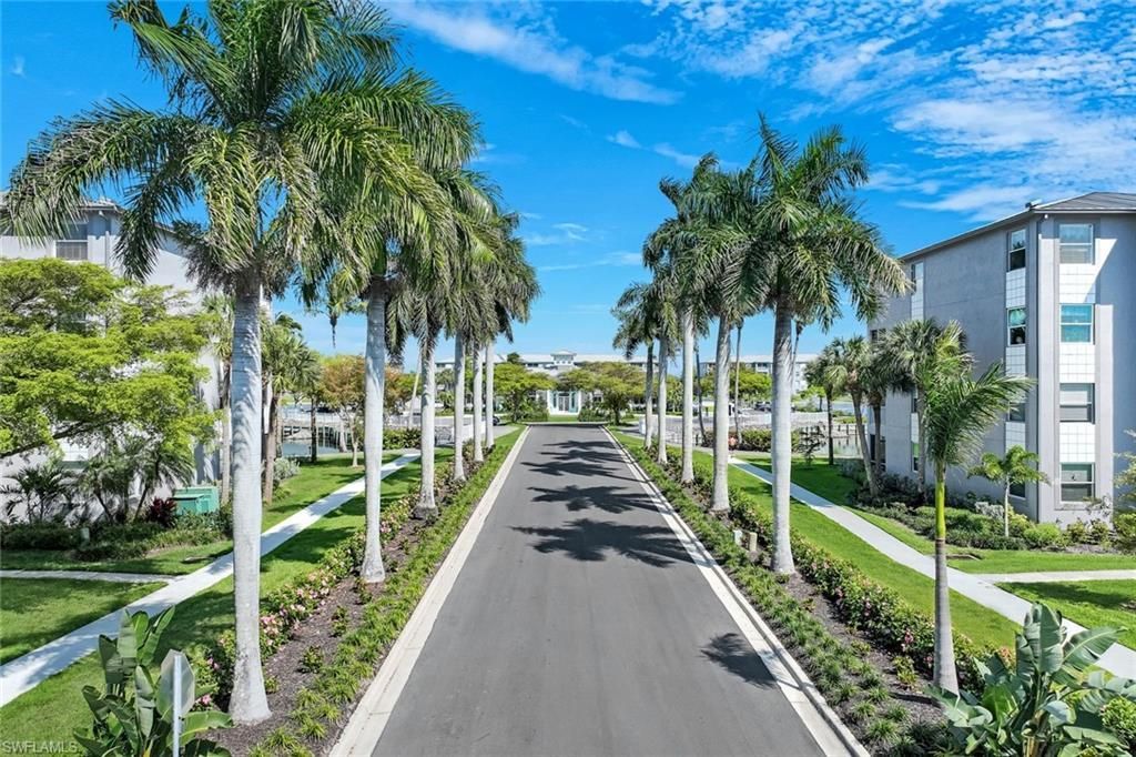 16615 Lake Circle Dr, Unit 438, Fort Myers, FL 33908 Photo