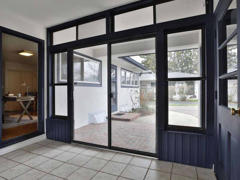 656 S Kellner Road, Columbus, OH 43209 Photo 28