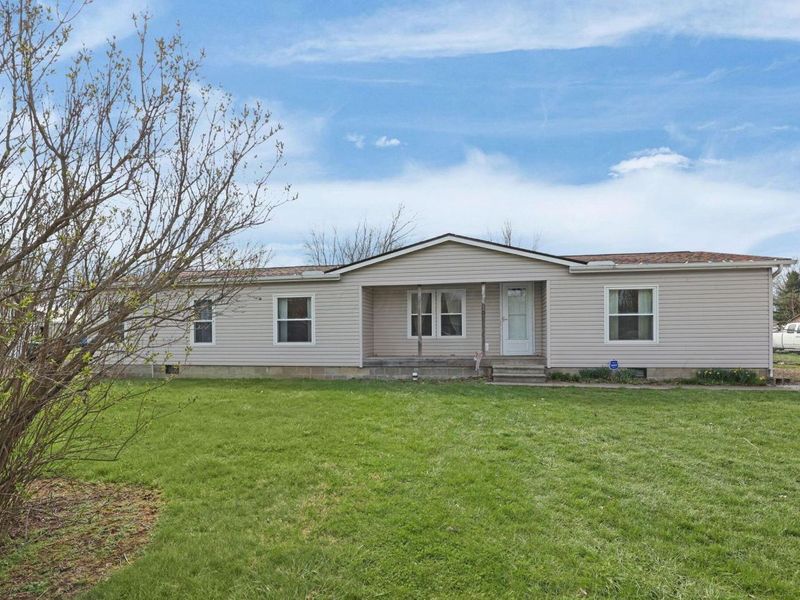 68 5th Avenue SW, Etna, OH 43062 Photo 1