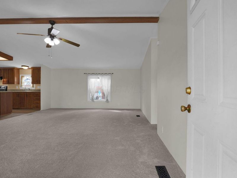 68 5th Avenue SW, Etna, OH 43062 Photo 3