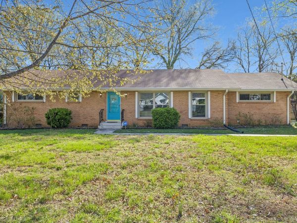 1514 Stonewall Blvd, Murfreesboro, TN 37130