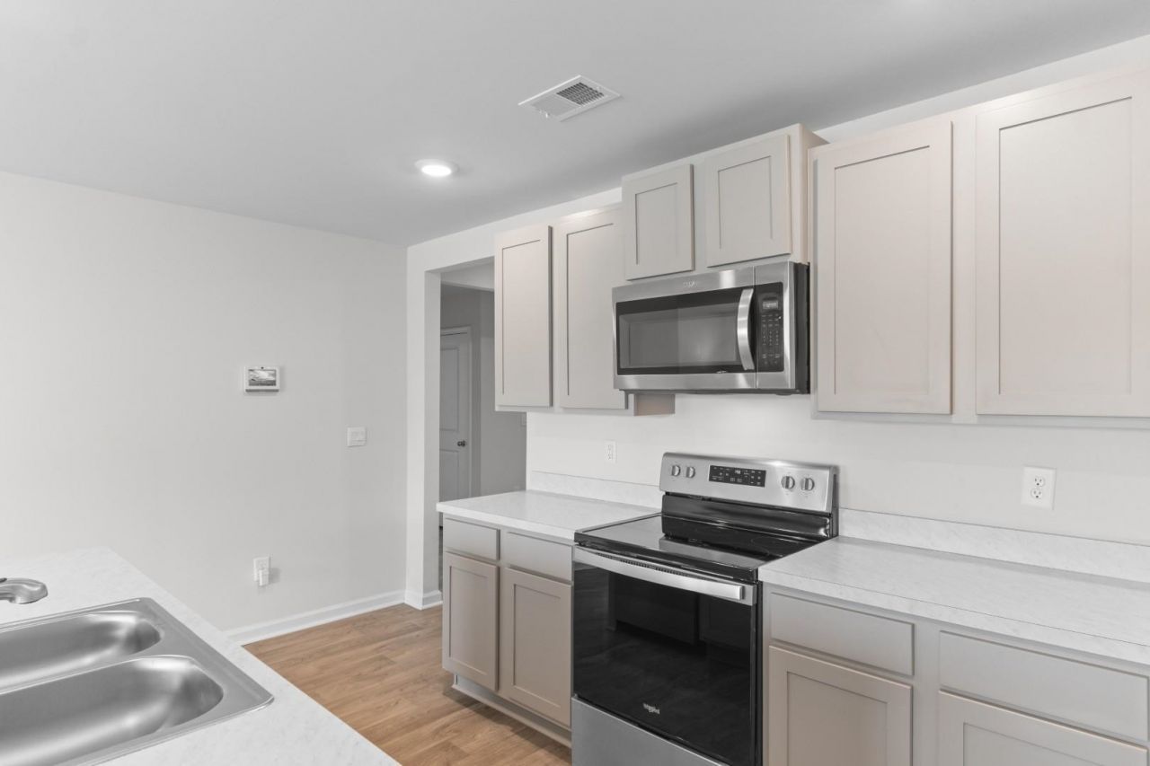 518 Sugar Pine Dr.  Photo 8