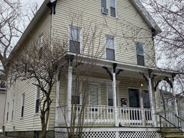 51 May St, Worcester, MA 01610