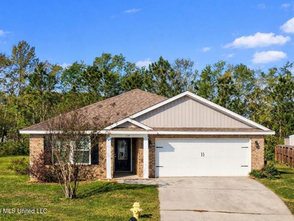 539 W Marigold Drive, Long Beach, MS 39560