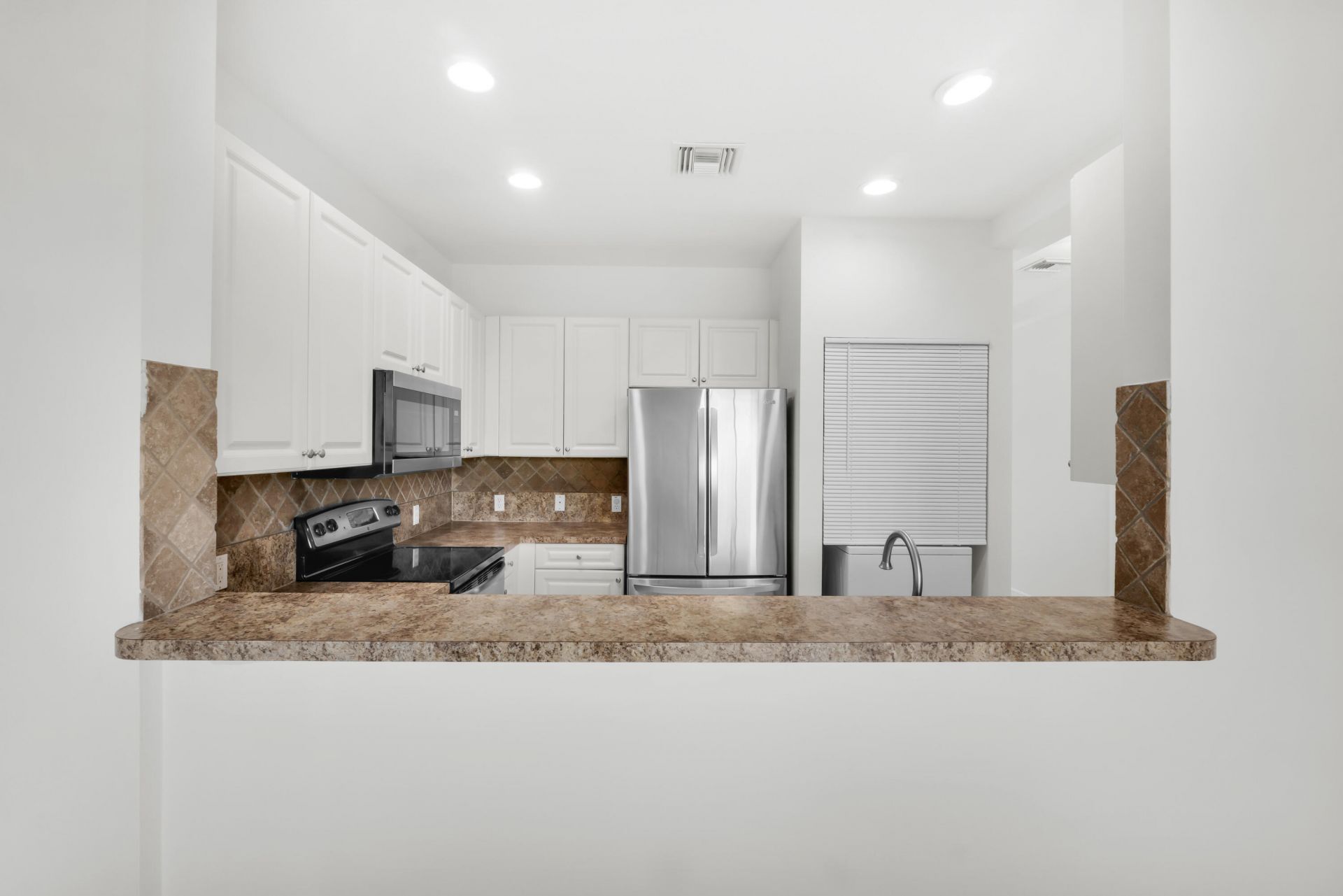 2581 Riverside Drive, Coral Springs, FL 33065 Photo