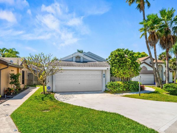 69 King Fisher Way, Boynton Beach, FL 33436