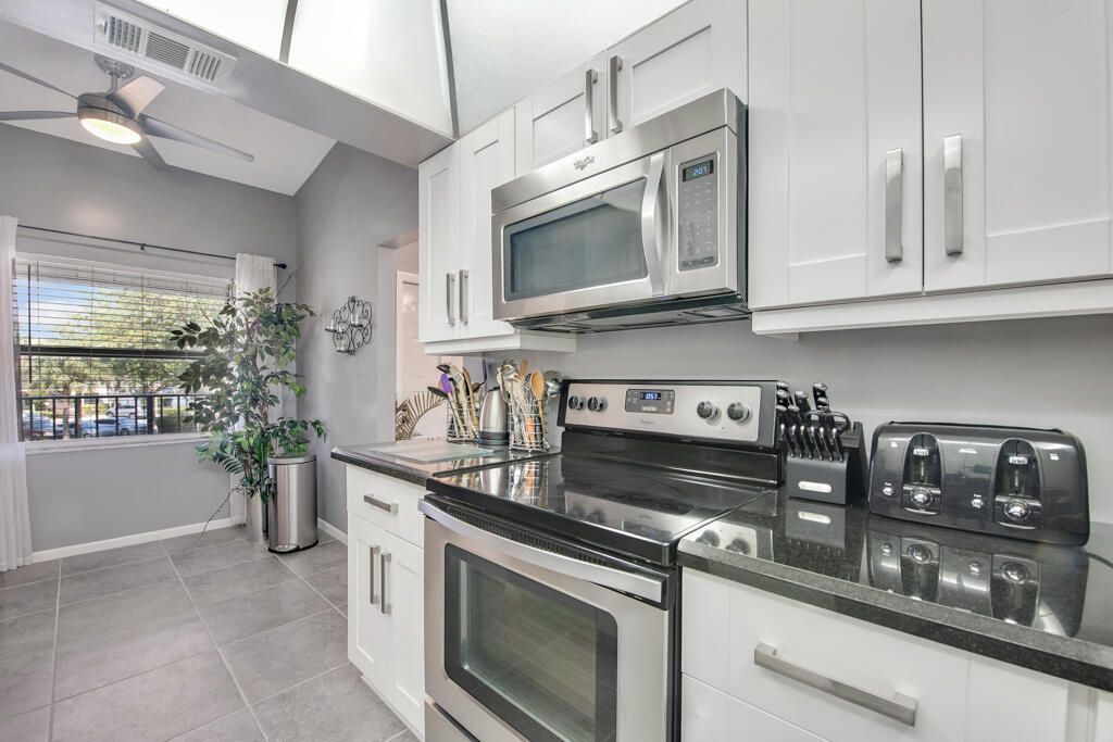 7915 Willow Spring Drive, Unit 1223, Lake Worth, FL 33467 Photo