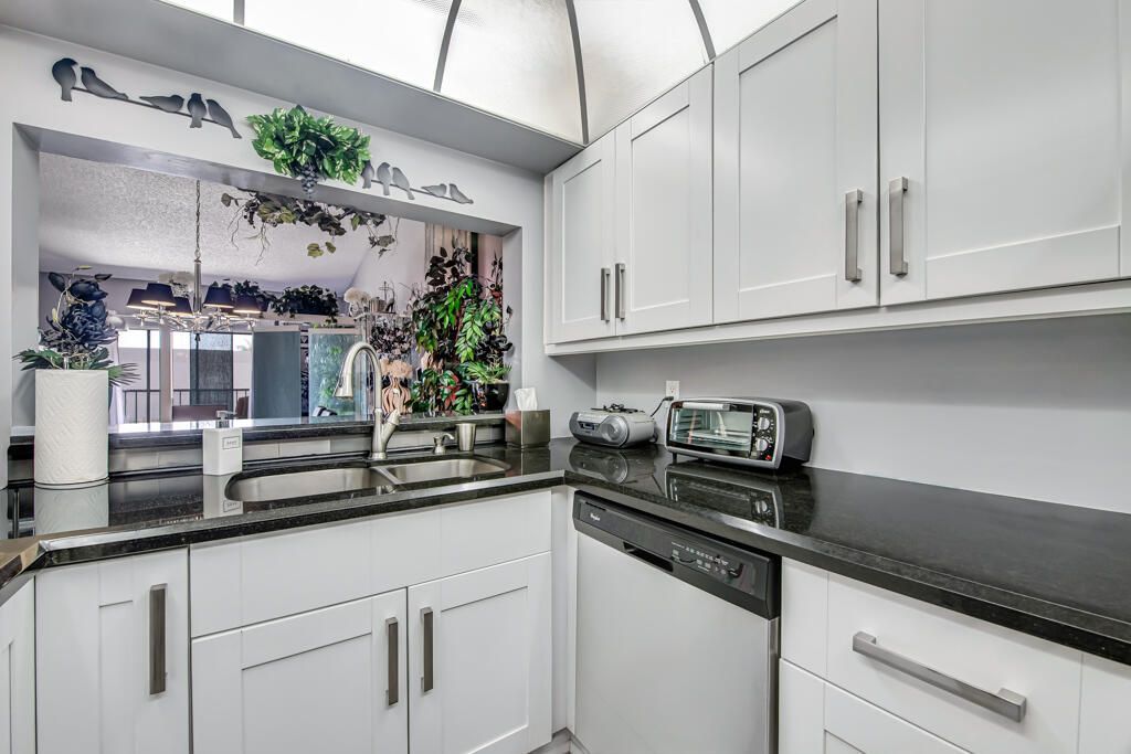 7915 Willow Spring Drive, Unit 1223, Lake Worth, FL 33467 Photo