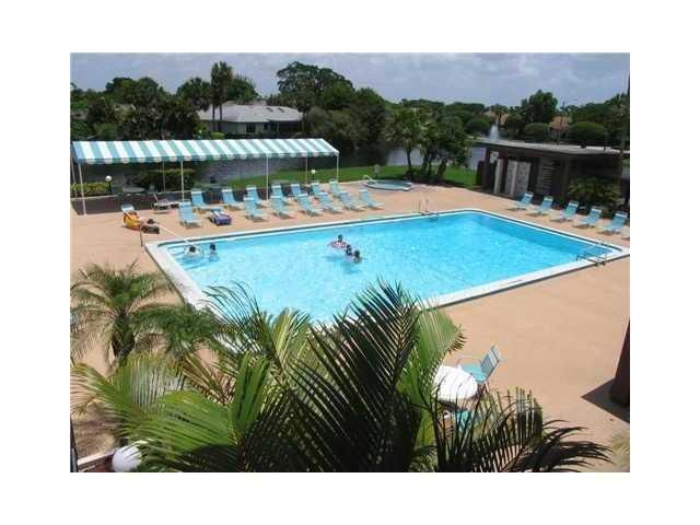 7915 Willow Spring Drive, Unit 1223, Lake Worth, FL 33467 Photo