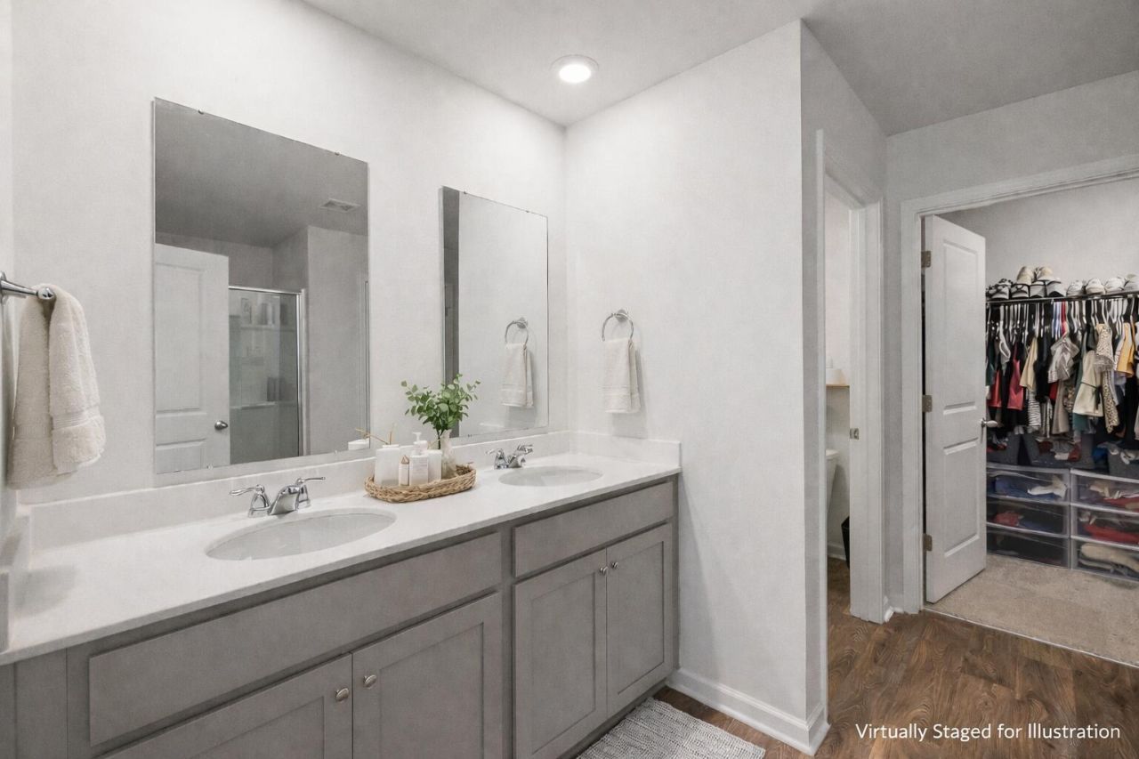 648 Silver Spruce Street Photo 12