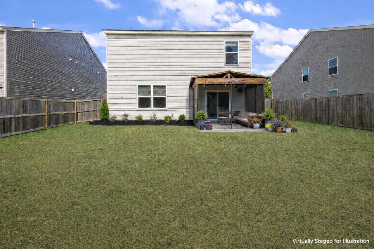 648 Silver Spruce Street Photo 17