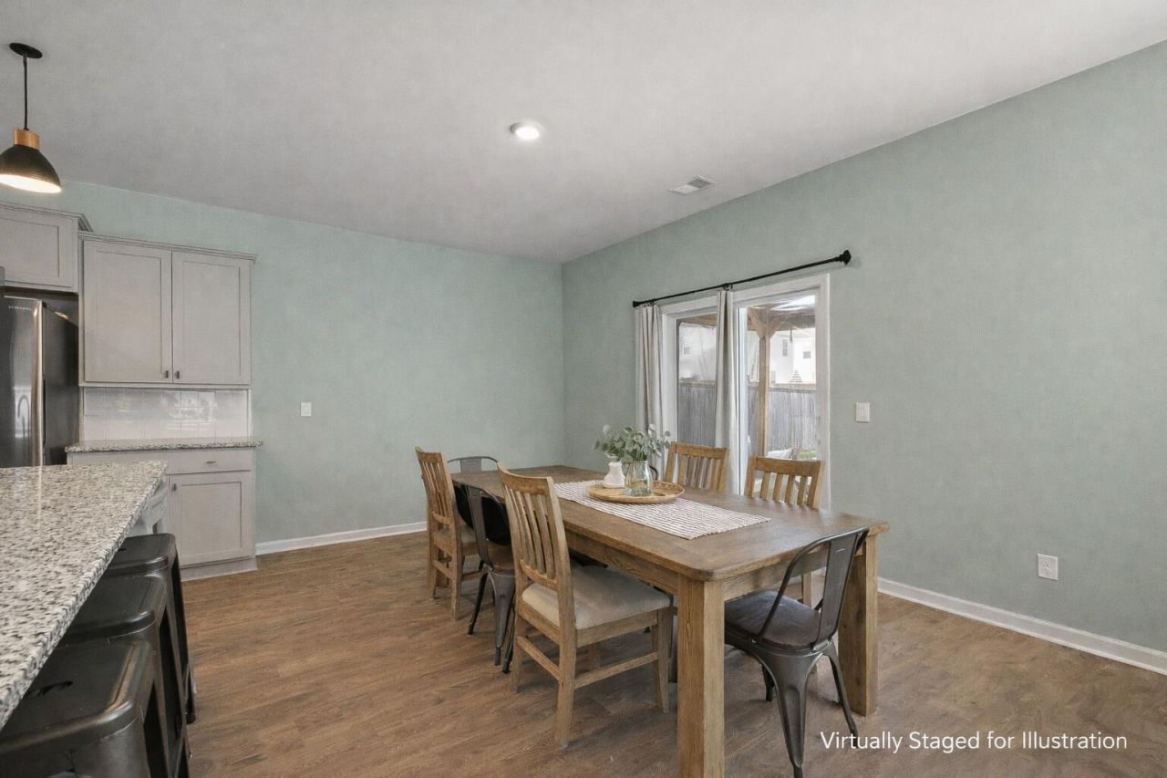 648 Silver Spruce Street Photo 6