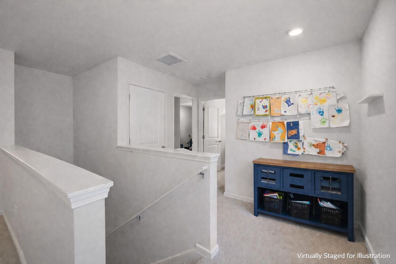 648 Silver Spruce Street Photo 9