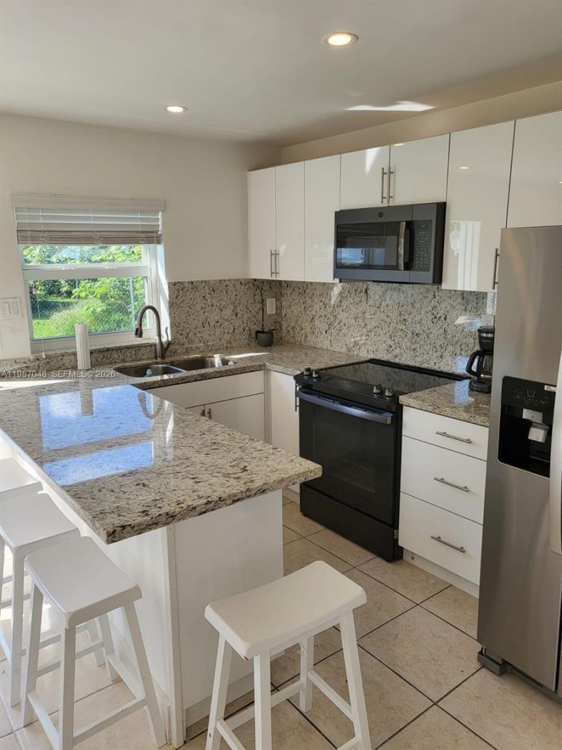 6130 Grant St , Unit 2, Hollywood, FL 33024 Photo