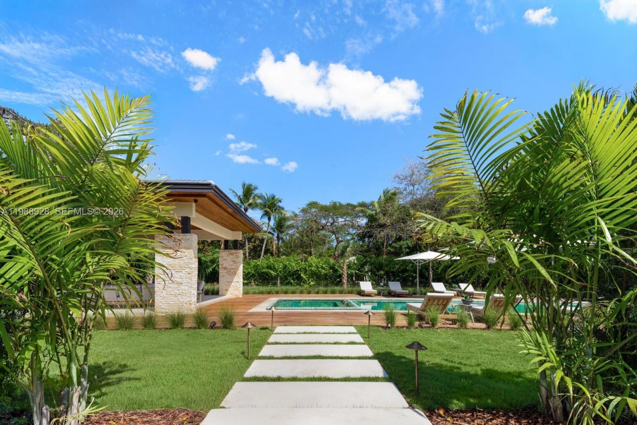 5545 SW 81st Ter , Miami, FL 33143 Photo