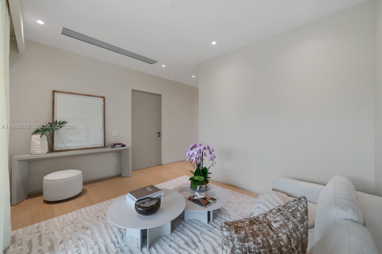 5545 SW 81st Ter , Miami, FL 33143 Photo