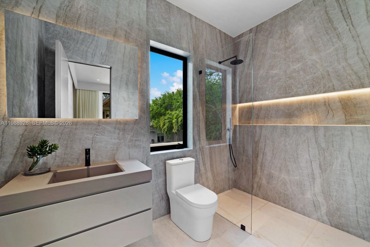 5545 SW 81st Ter , Miami, FL 33143 Photo