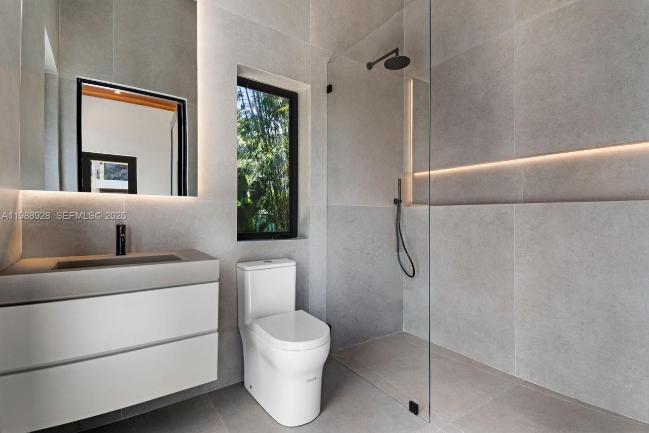 5545 SW 81st Ter , Miami, FL 33143 Photo