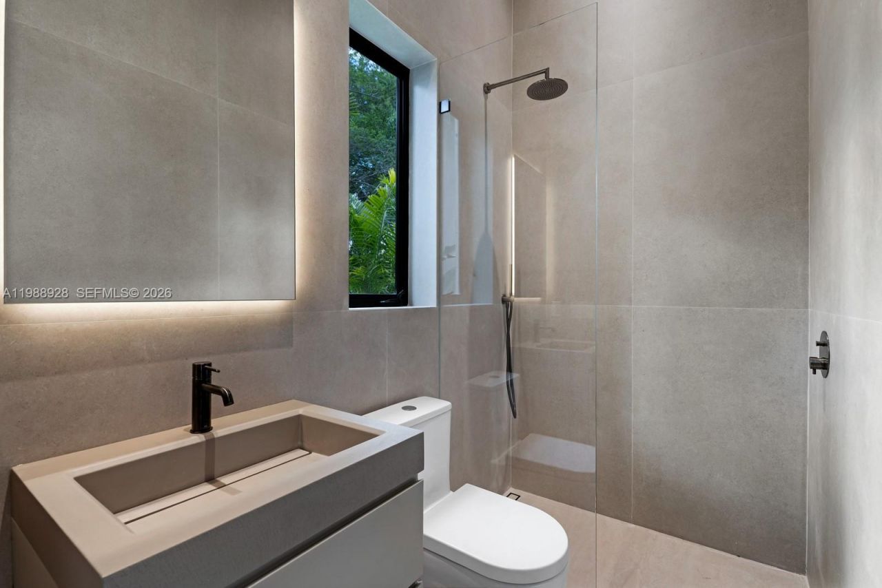 5545 SW 81st Ter , Miami, FL 33143 Photo