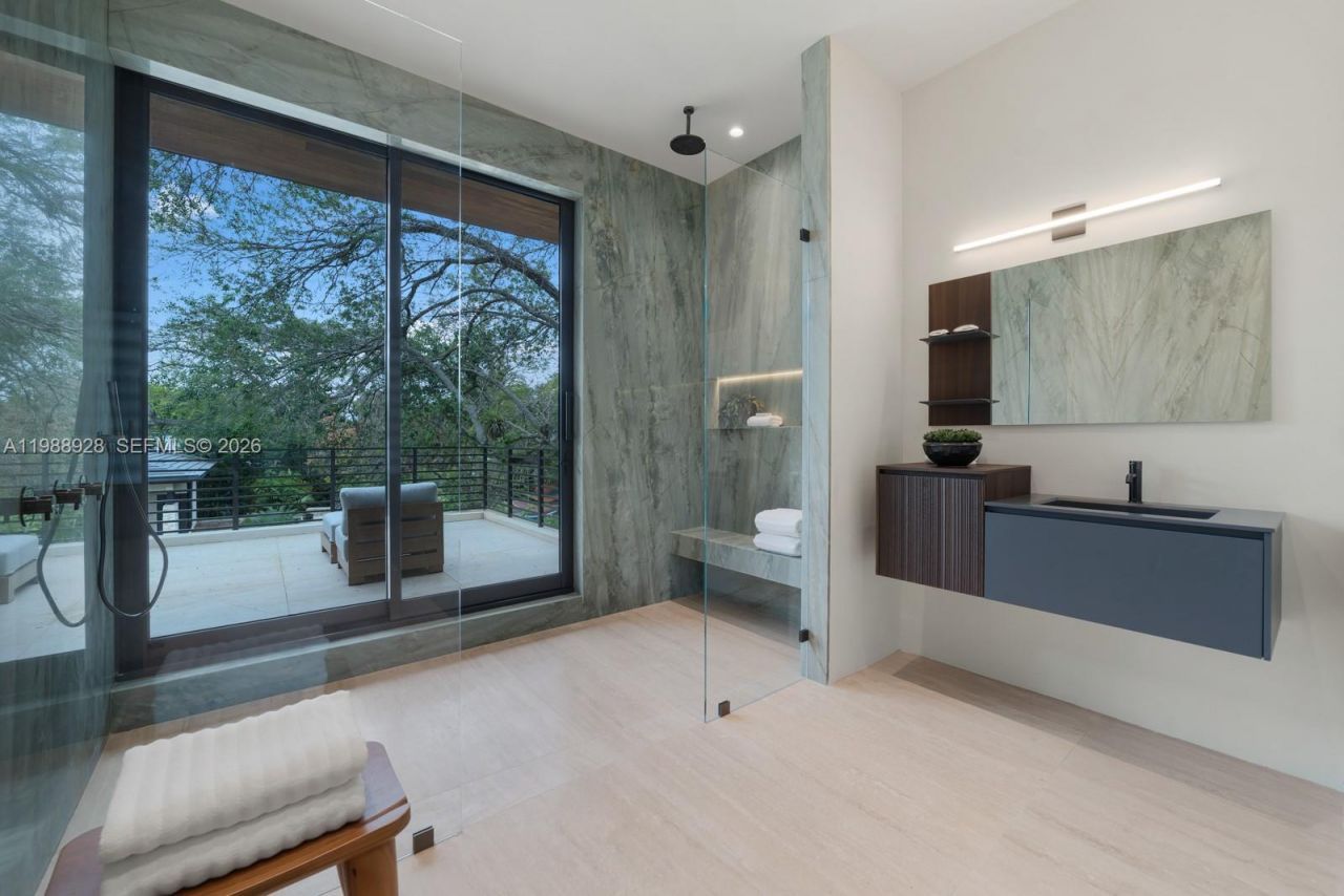 5545 SW 81st Ter , Miami, FL 33143 Photo