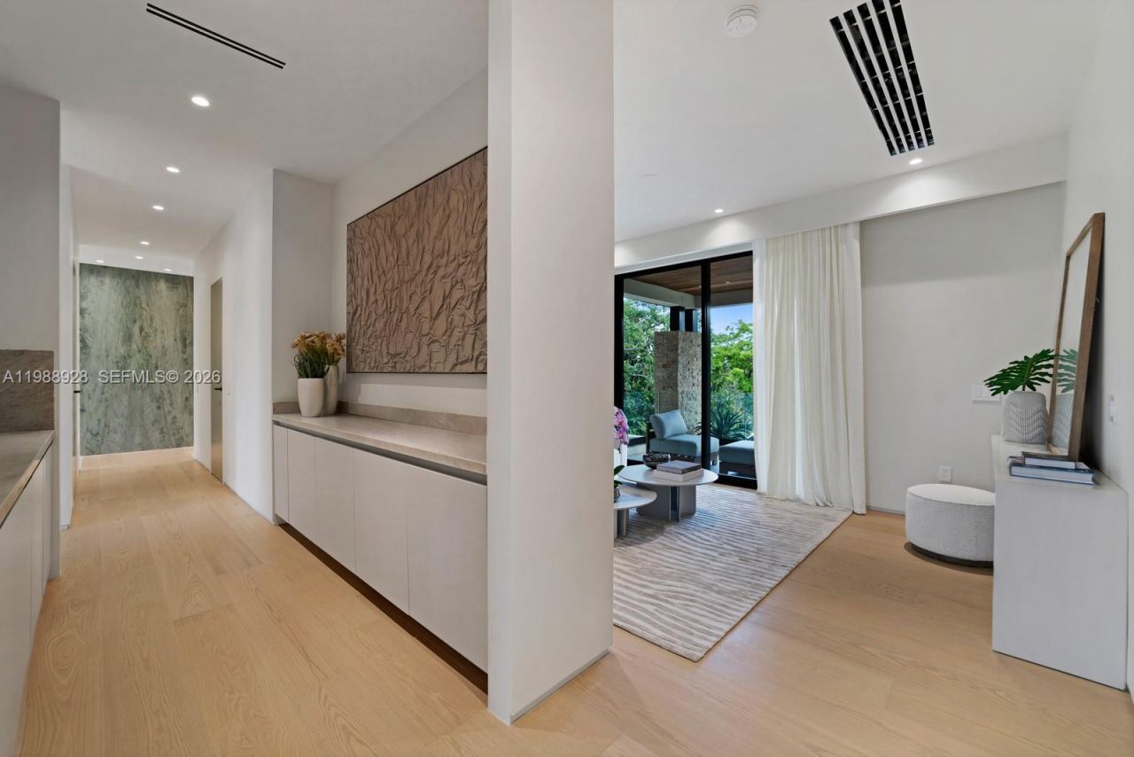 5545 SW 81st Ter , Miami, FL 33143 Photo