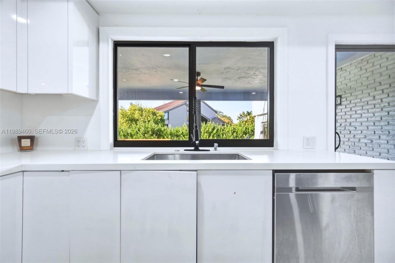 2201 SW 115th Ter , Davie, FL 33325 Photo