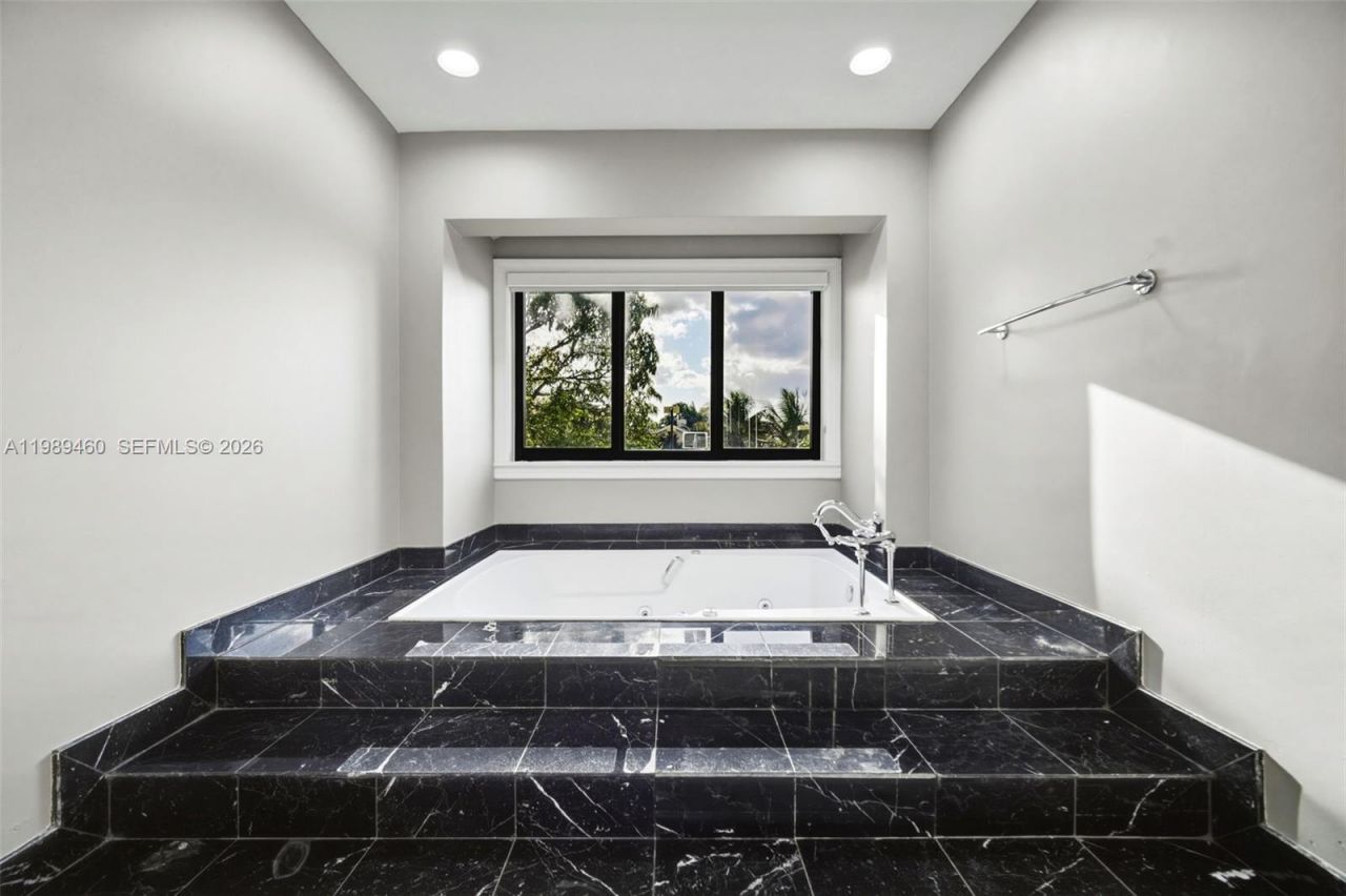 2201 SW 115th Ter , Davie, FL 33325 Photo