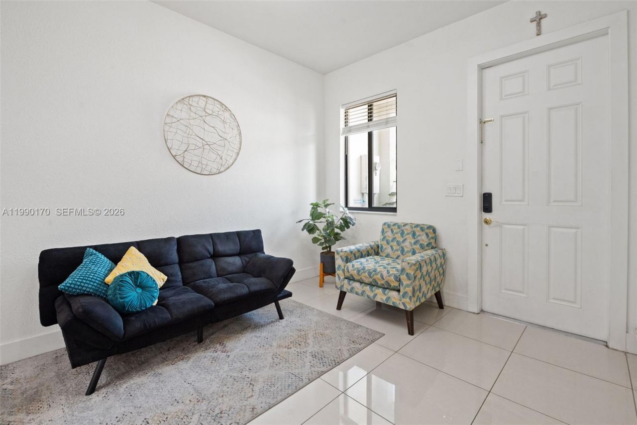 12748 SW 131st Ter, Miami, FL 33186 Photo