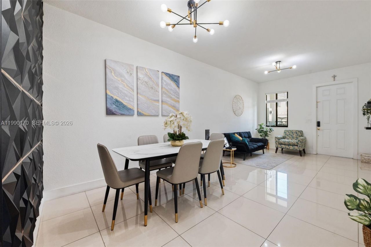 12748 SW 131st Ter, Miami, FL 33186 Photo