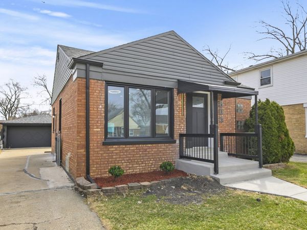 505 47th Avenue , Bellwood, IL 60104