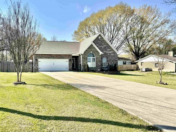 845 Hester Ave, Red Bay, AL