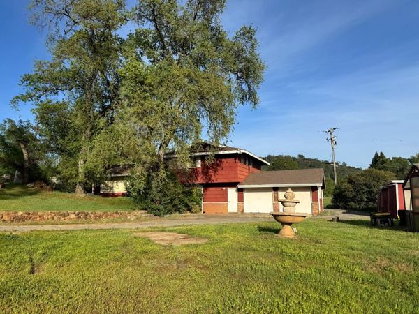 13080 Lone Star Rd, Auburn, CA 95602