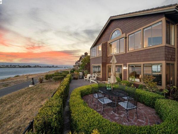 2857 Sea View Pkwy, Alameda, CA 94502