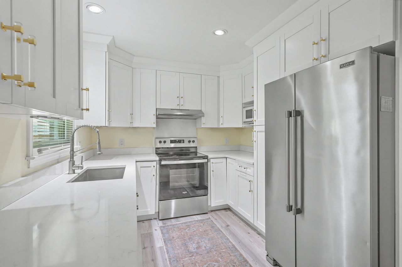 737 Canary Drive Photo 20